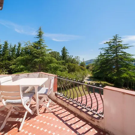 I Due Golfi - Goelba Apartman Lacona