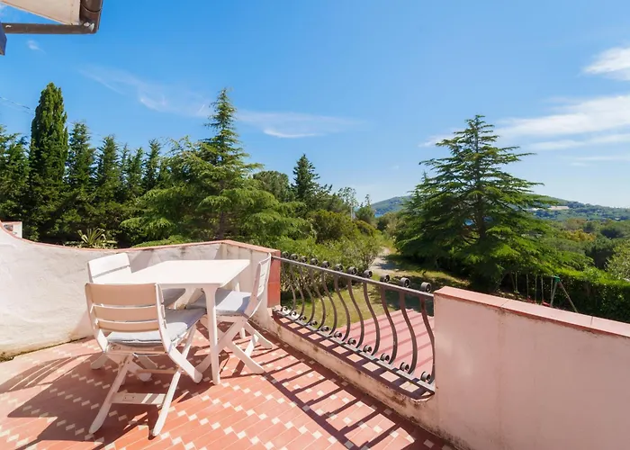 I Due Golfi - Goelba Апартаменты Лакона